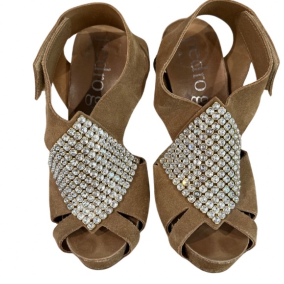 Gorgeous Pedro Garcia Suede Crystal Embellished Slingback Platform Sandals - Picture 4 of 11